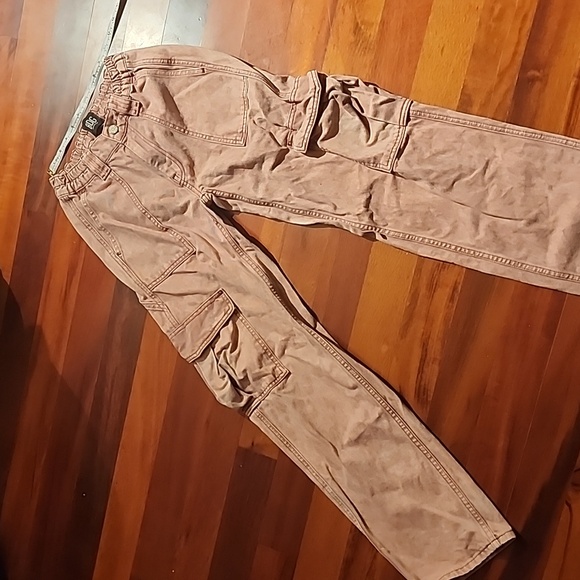 BDG skate jean cargo pants in a pale rosy pink - Picture 1 of 3